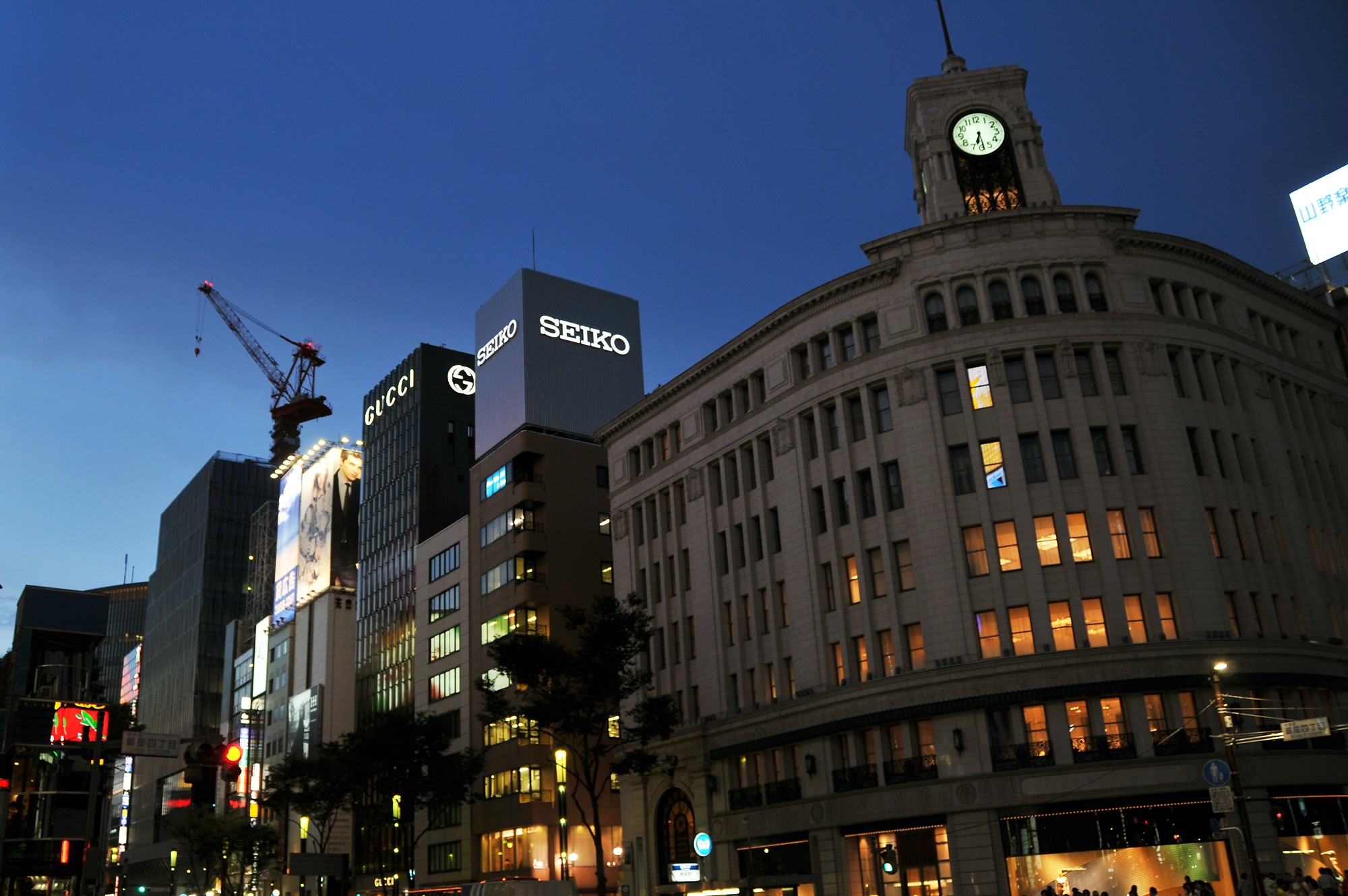 銀座　東京ﾒﾄﾛ銀座線 末広町駅から東京ﾒﾄﾛ銀座線　銀座駅まで約8分