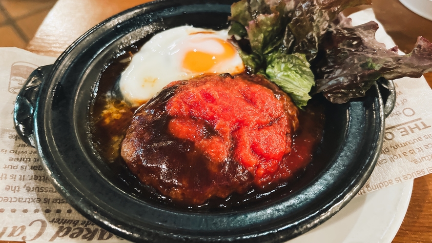 *ディナー例（カジュアルイタリアン）／山中湖の夜を彩るメイン料理。甲州ワインとご一緒にどうぞ