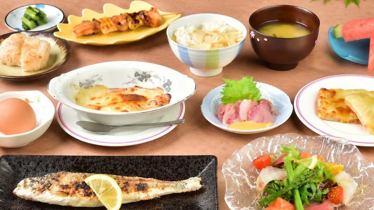 【スタンダード】◆地元の旬食材にこだわったお食事◆ 〈1泊2食〉