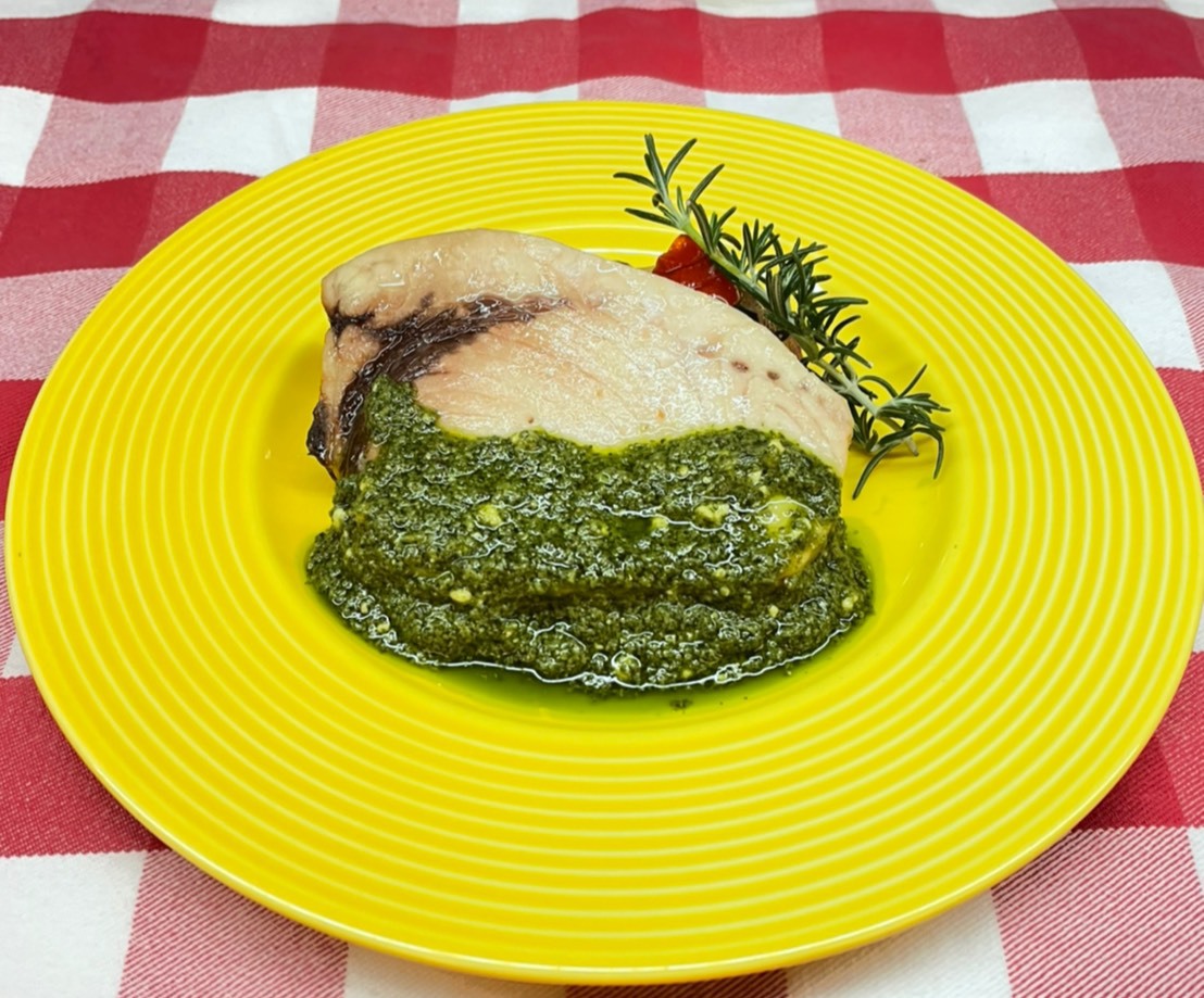【朝食】メカジキのオーブン焼きジェノヴェーゼソース野菜マリネ添え