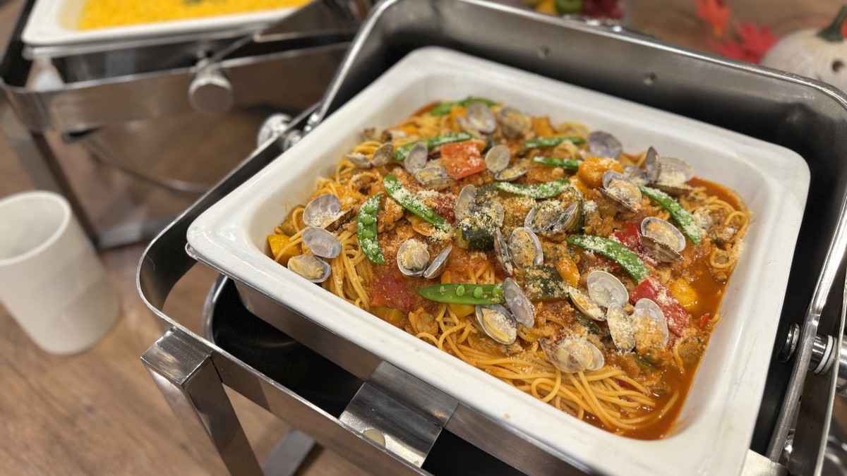 【 デイリーメニュー 】アサリのトマトソースパスタ