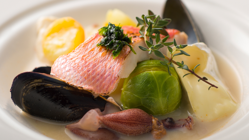 【早割60】【60日前の予約がお得！】年に一度の記念日旅行に！「四季の創作和会席」プランが5％OFF