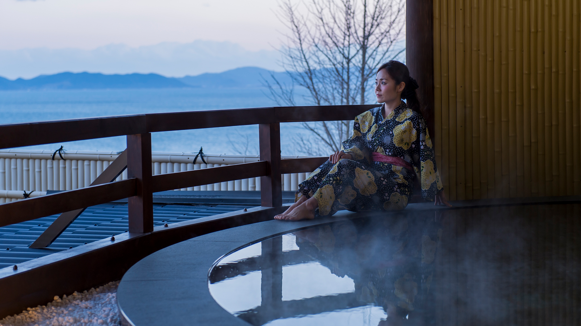 【露天風呂　天祥の湯】朝焼け、夕焼け、月見風呂、星見風呂と様々なシーンでお楽しみいただけます