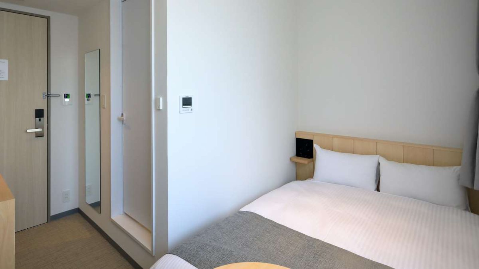 セミダブルタイプのお部屋