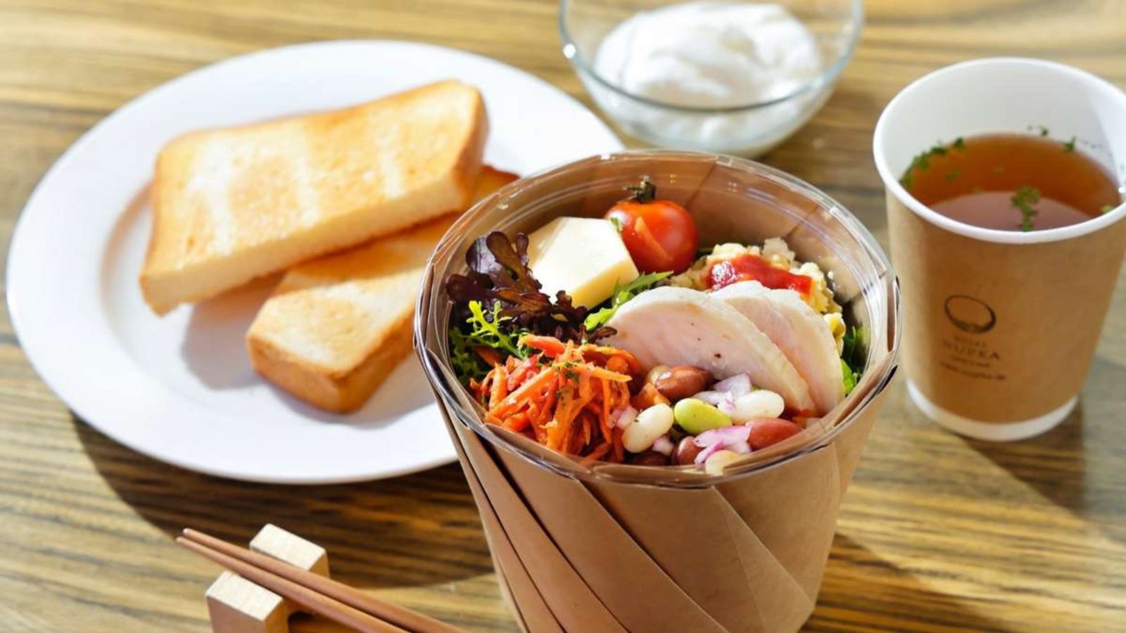 新館Hanareのご朝食です。お部屋までお持ち致します。