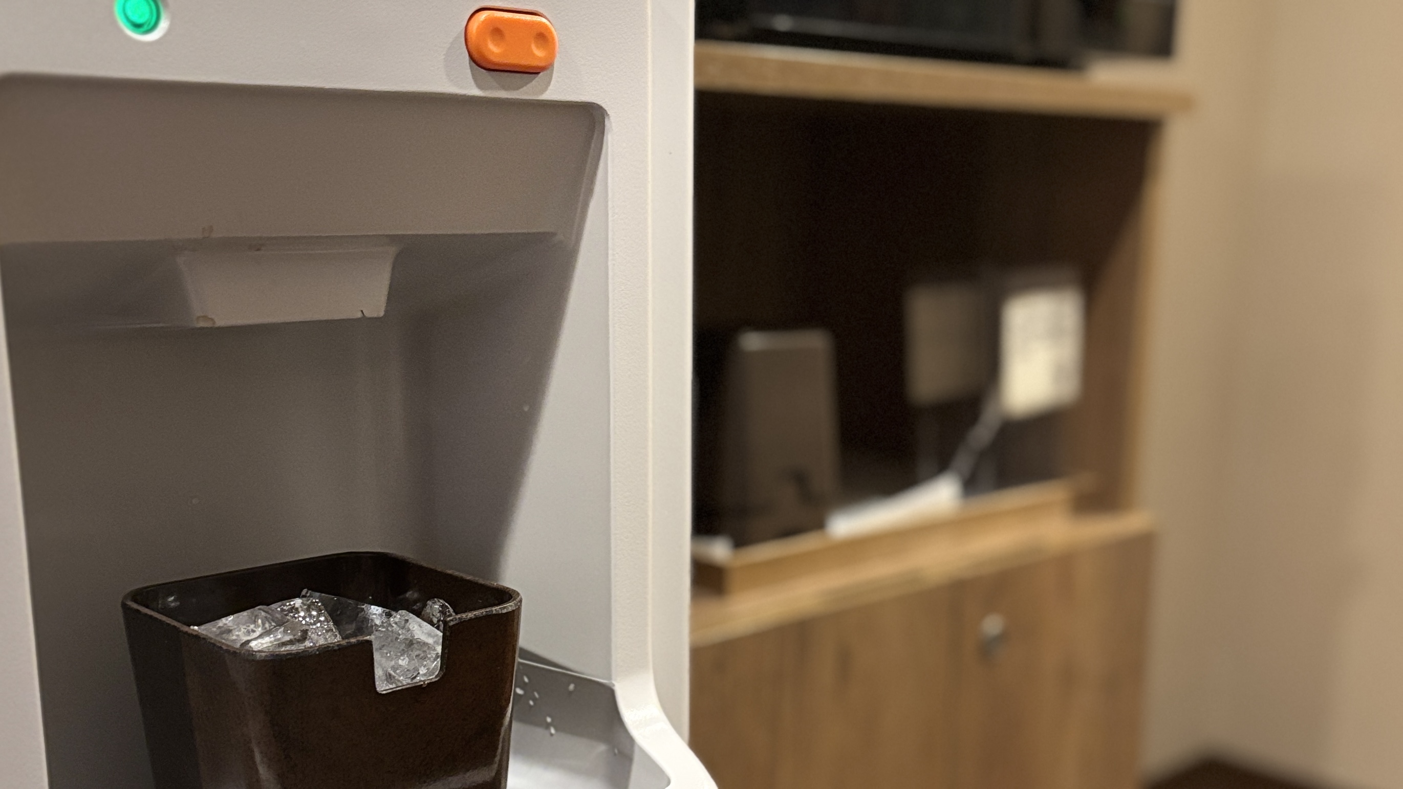 ・製氷機（1Fロビー）