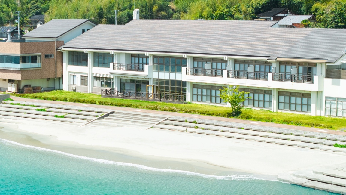 【早期予約60日前】夕朝食付が5％OFF｜展望風呂から朝日を眺め 海の幸に癒されるアイランドステイ