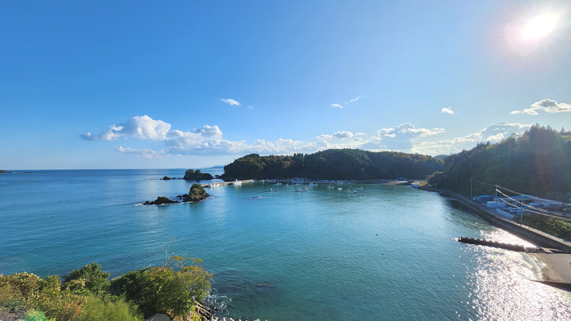 ＃【周辺】晴れた日は水面がキラキラ光ります