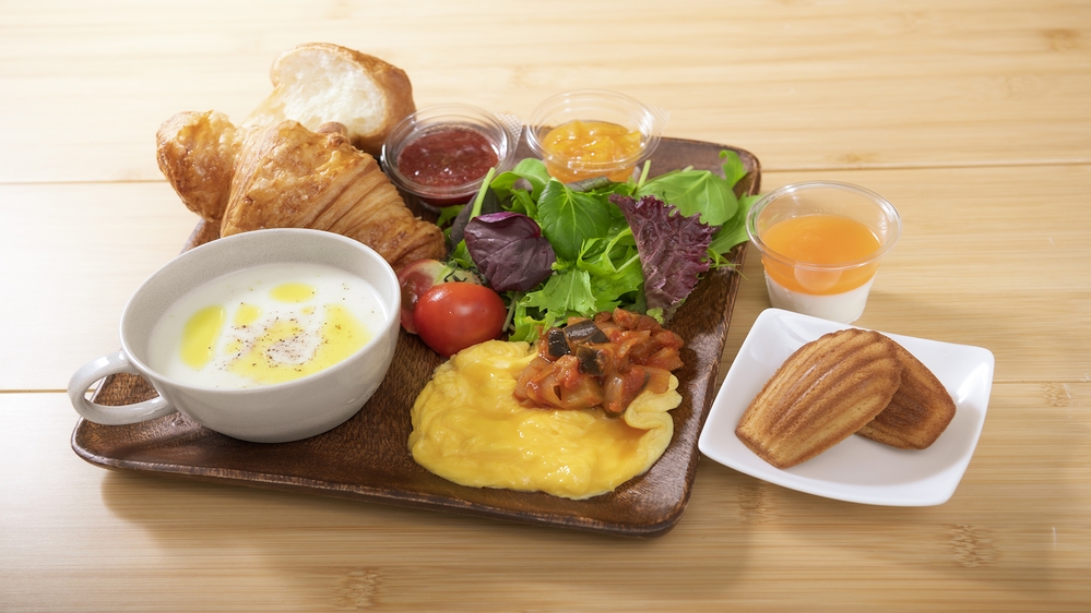 with breakfast｜パティシエから朝のひとときを。お部屋でご提供するパティシエ朝食をどうぞ