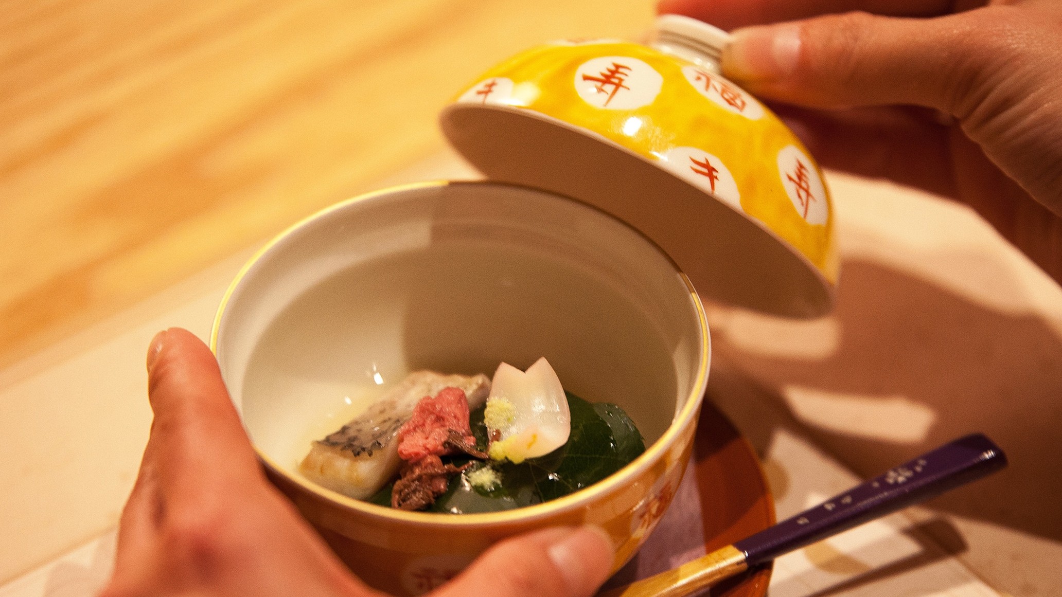 ご夕食の一例　季節により器や調理法がかわります