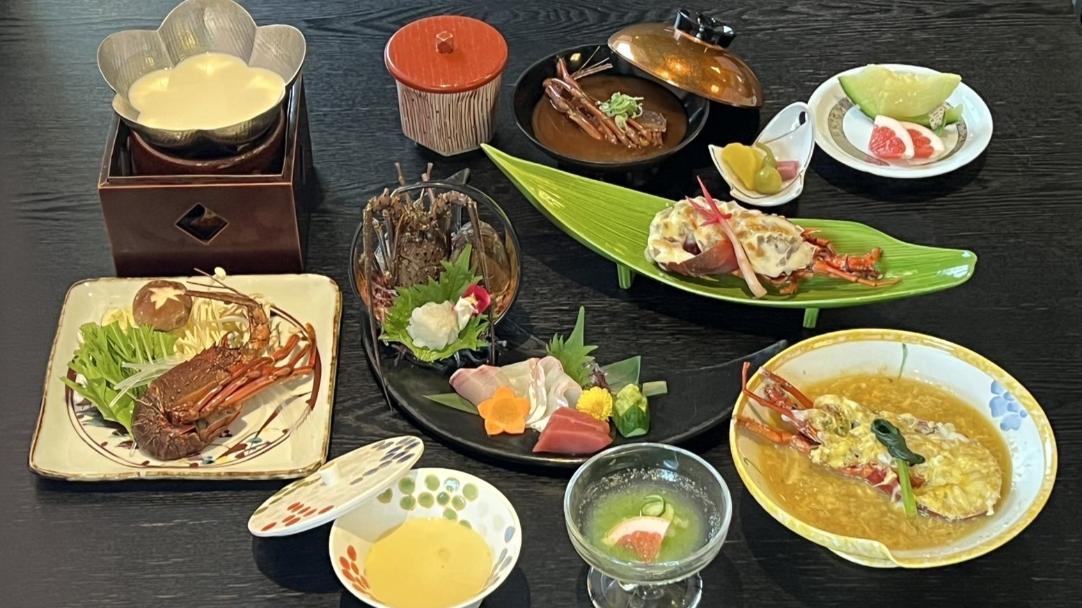 伊勢志摩の海の恵み、伊勢海老づくし会席。