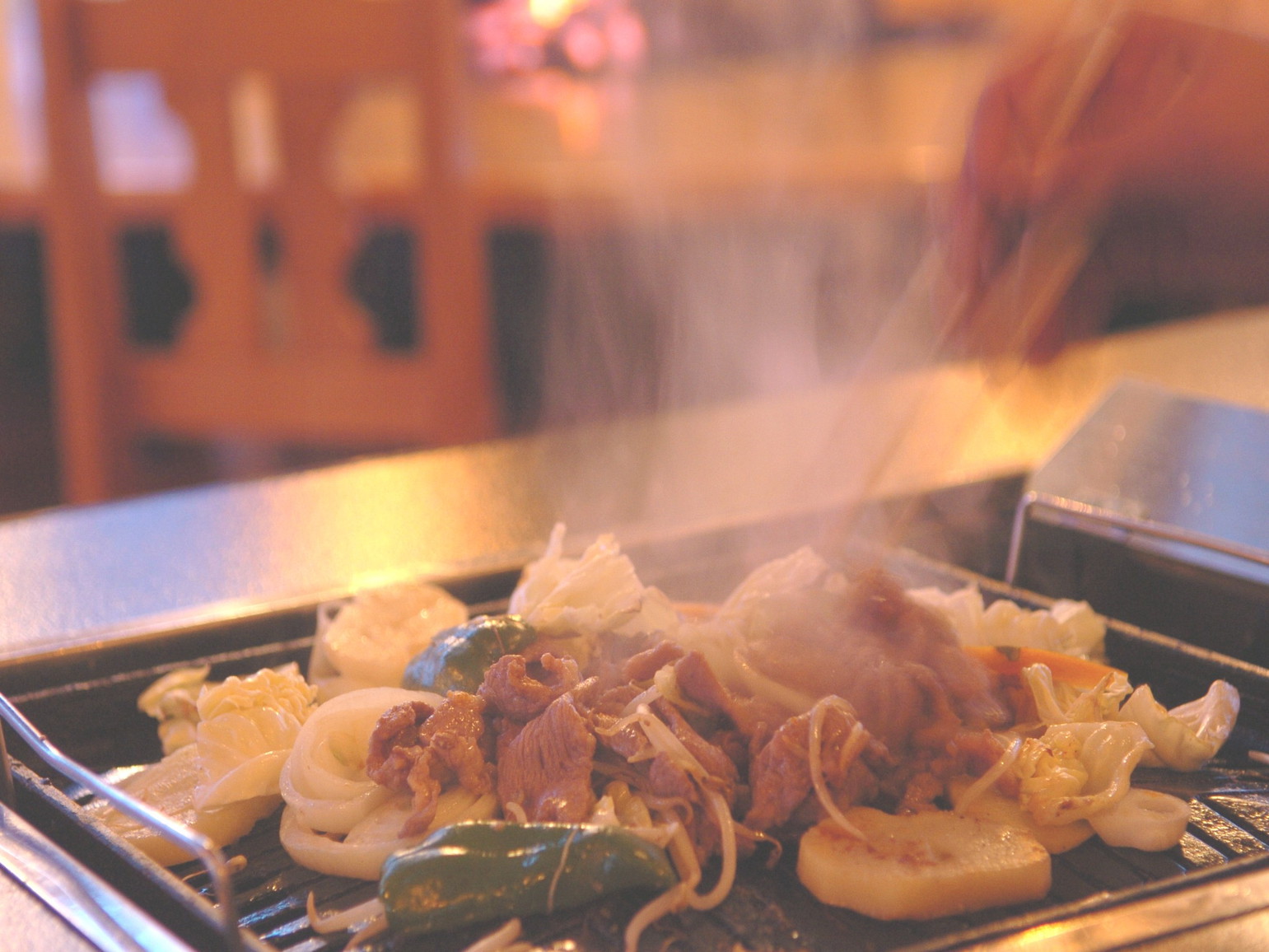 【朝食・夕食付きプラン】ご夕食に北海道名物ジンギスカンセット♪7/1〜8/24