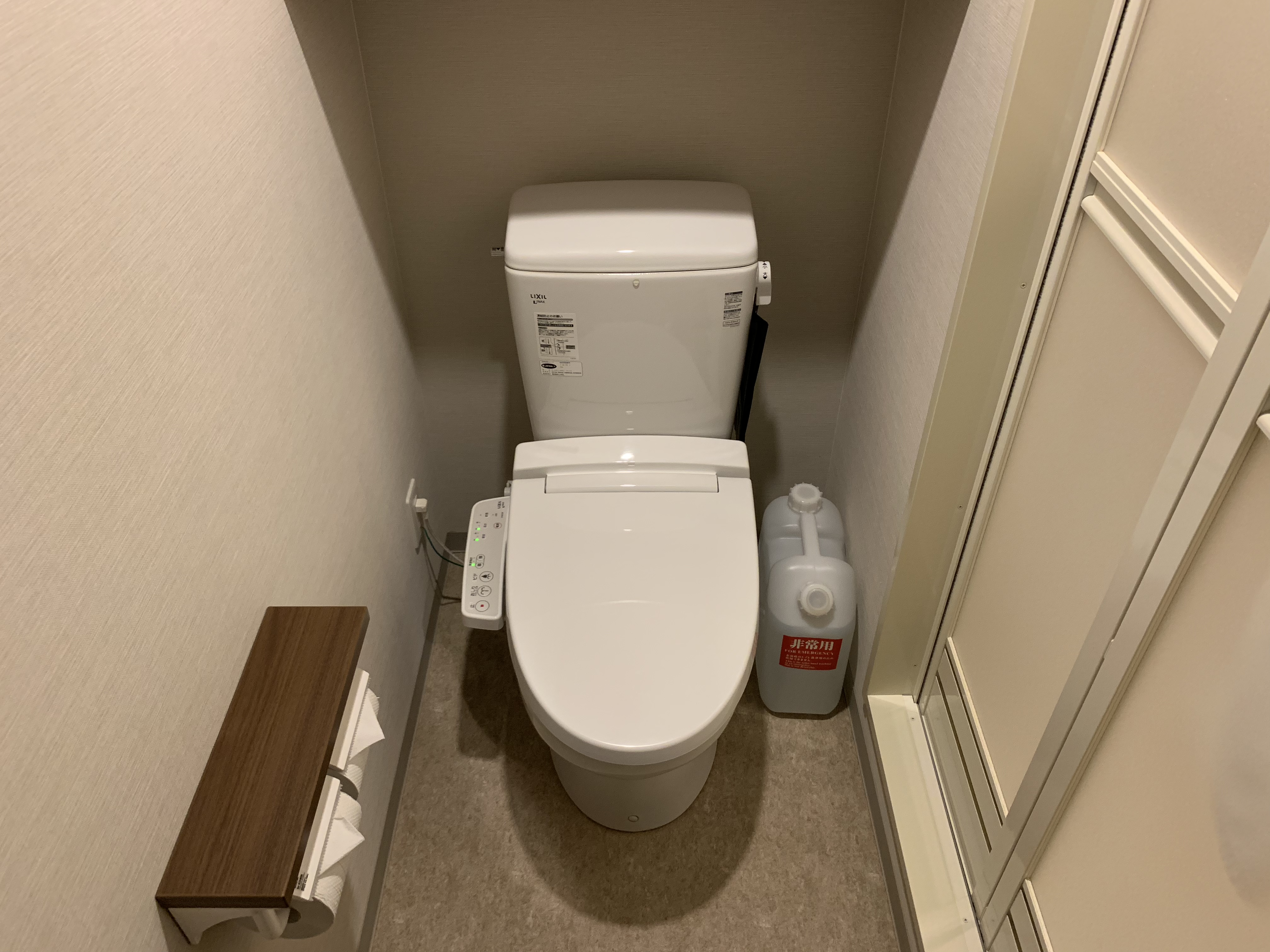 ◆客室トイレ◆全客室洗浄機付き便座を搭載しております。
