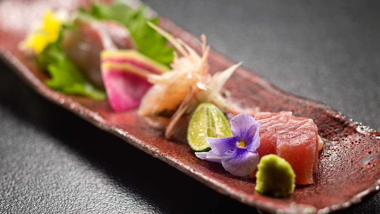 【春SALE】◆人気No.1◆ふぐ刺しや見蘭牛・活き鮑など4大美味会席＜彩花＞