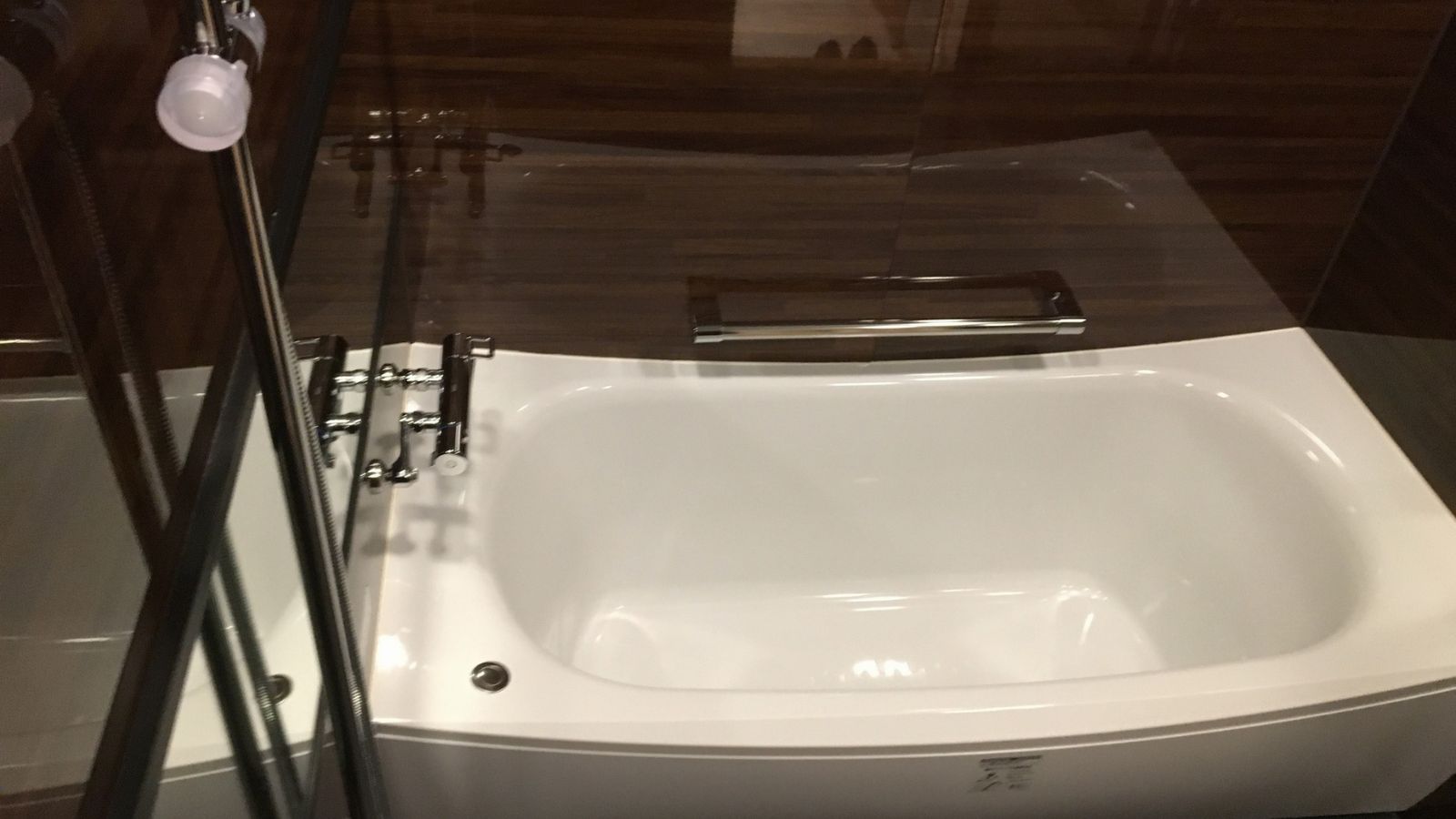 デラックス　バスルーム④