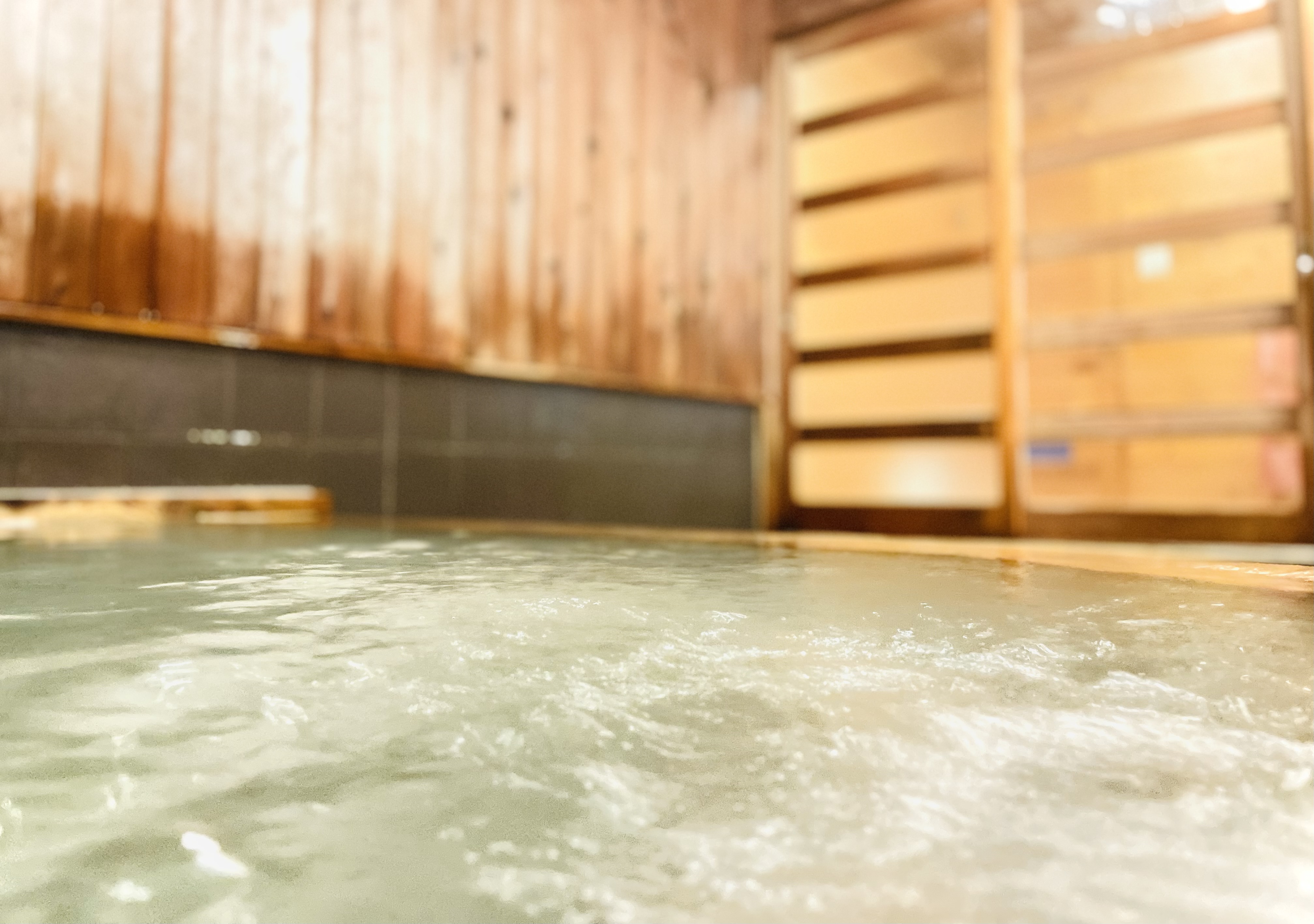 源泉掛け流し温泉