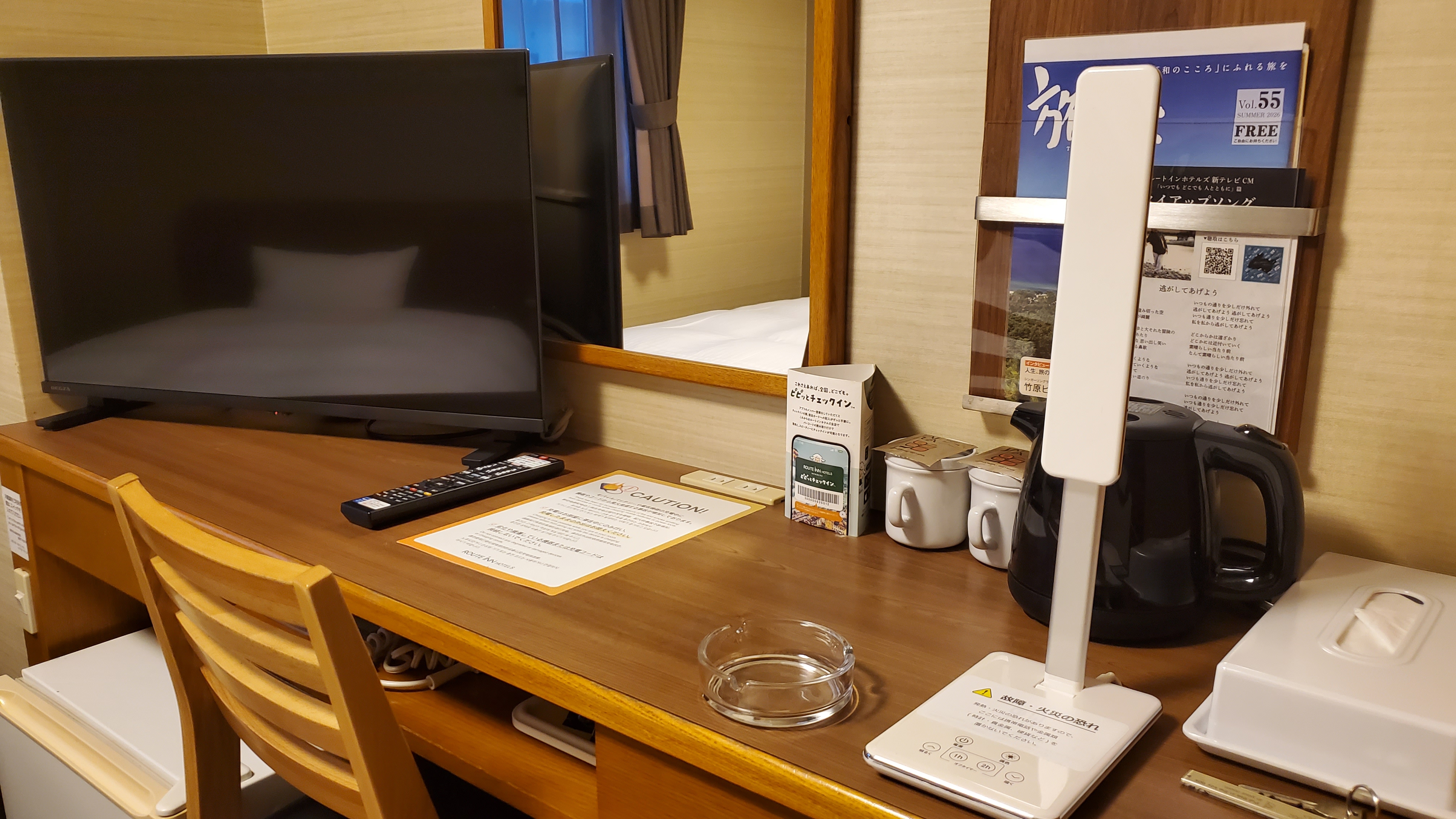 客室デスク