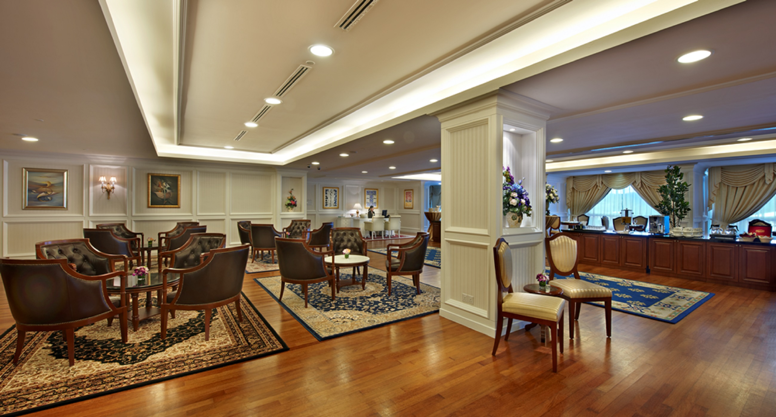 Executive Lounge - Club Floor