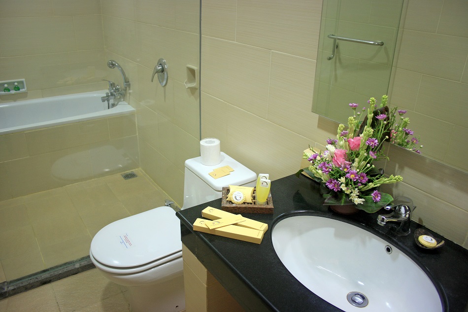 デラックスバス