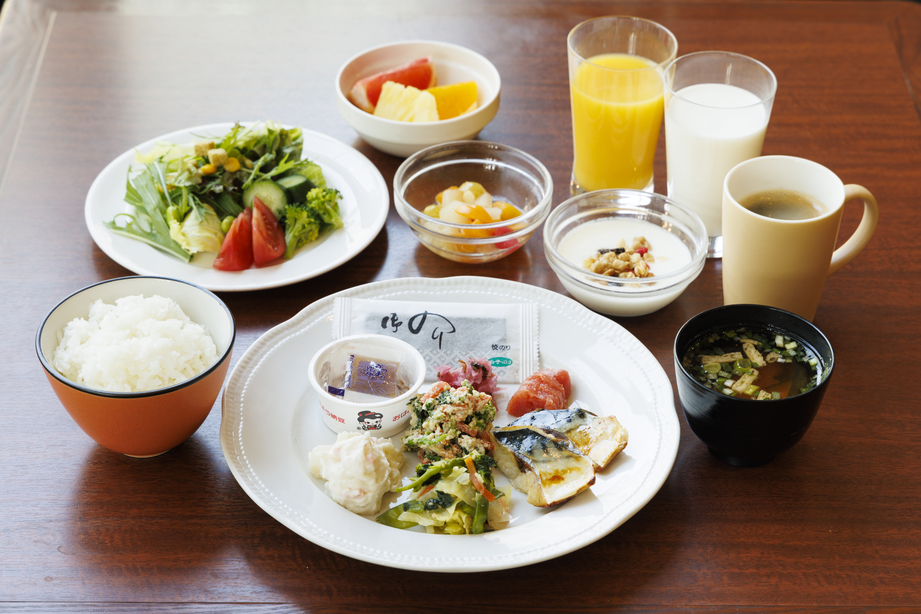 【朝食付】1Fレストラン『ロイヤルホスト』で食べる朝食付！スタンダードプラン
