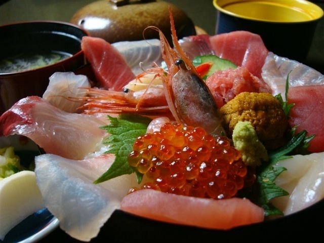 [中安旅館創業９０周年記念]近江町市場直送「海鮮丼」プラン　1日限定10名様！