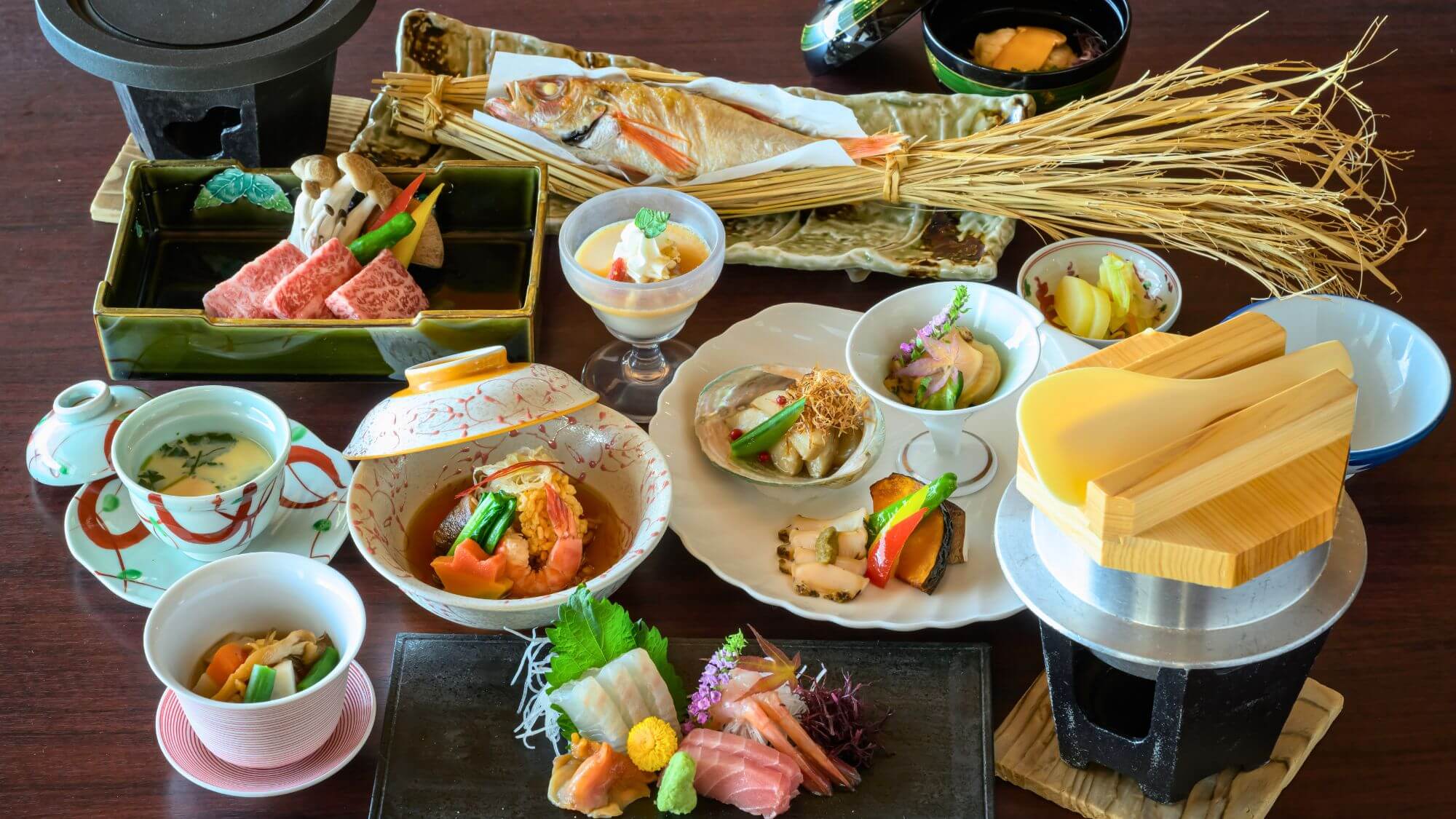 【山海美食の饗宴】『村上牛』『鮑』『のど黒』をメインに、村上の厳選食材をご堪能いただけます。