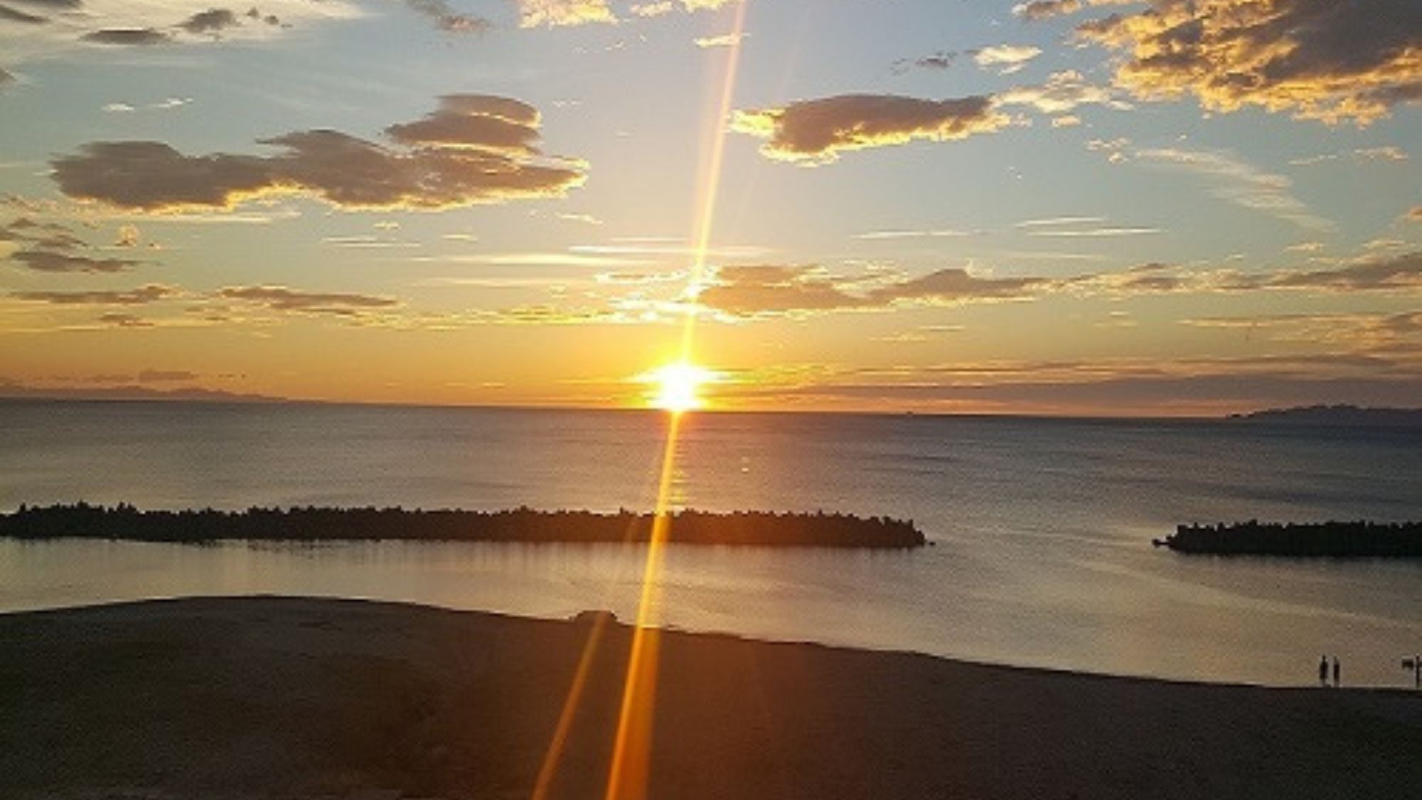  【日本海に沈む夕日】7月