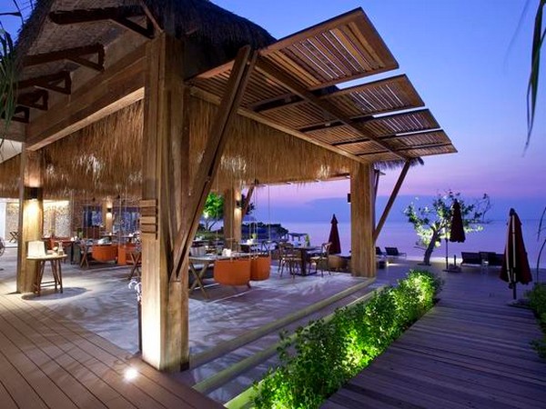 パピヨン レストラン（Papillon Restaurant)