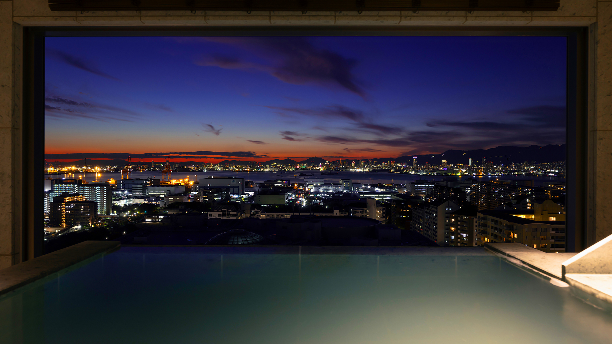 【クラブフロア】コーナービューバスツイン(ビューバスからの眺望）