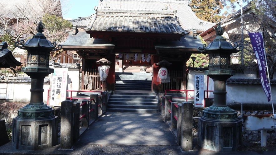 龍宮山岩水寺-01