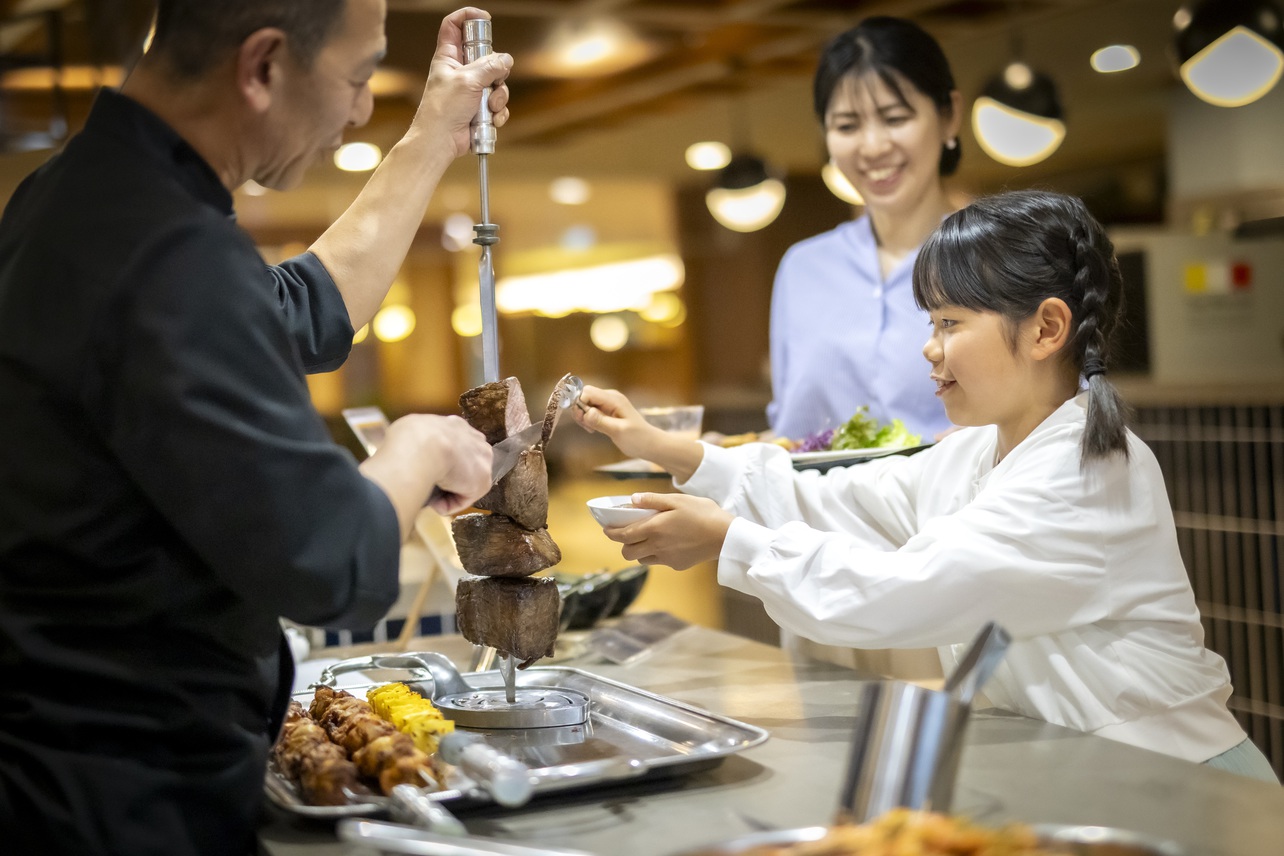 【季節を彩る料理長渾身】地産地消にこだわったビュッフェ2食付☆大涌谷温泉を満喫！