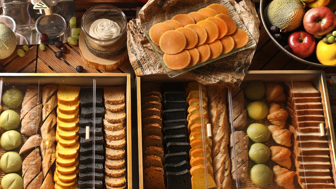 『朝食ブッフェ』