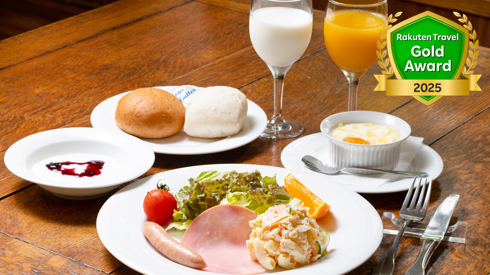 ・【朝食一例】ハム、ソーセージ、サラダ等を中心とした洋朝食