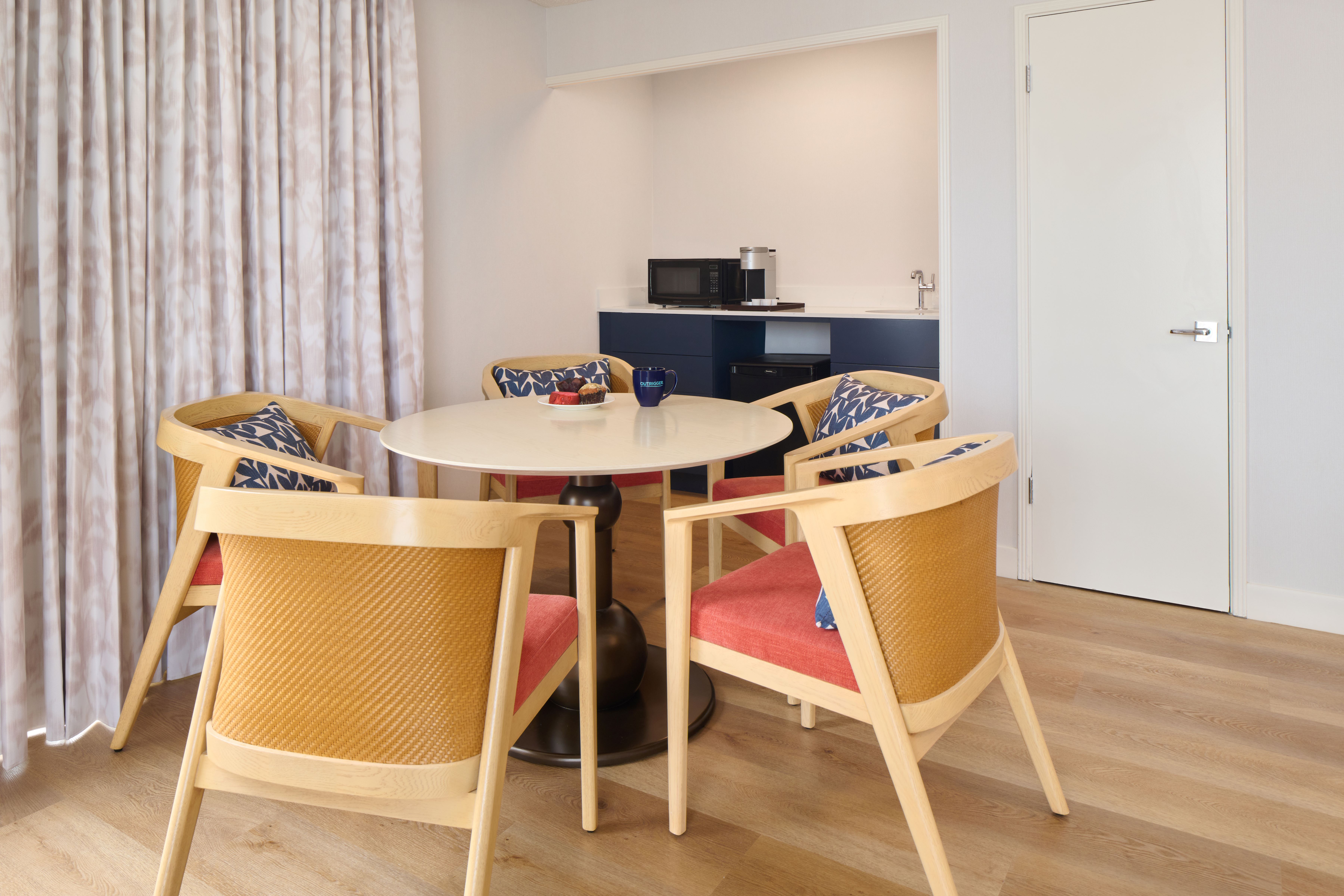 2ベッドルーム パーシャルオーシャンビュー スイートのお部屋 一例