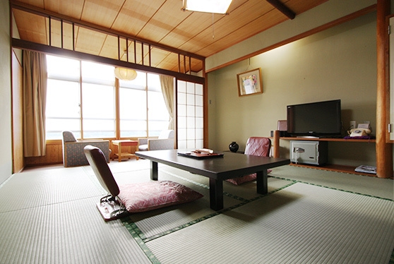 【一人旅応援】加茂湖をのぞむ和室10畳☆のんびり気ままに贅沢一人旅専用プラン