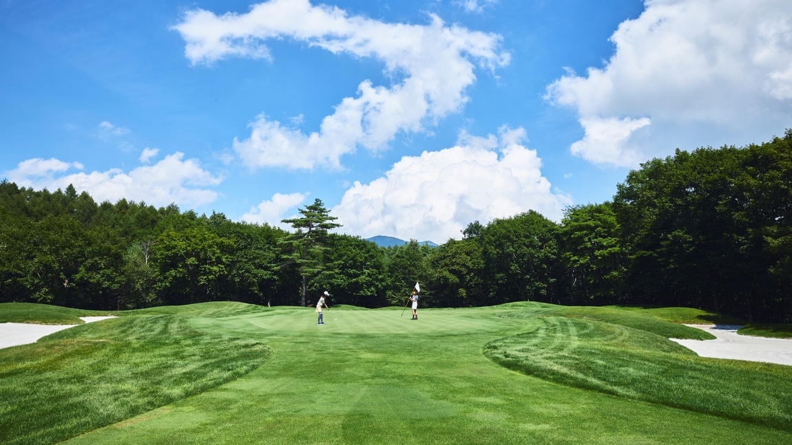 【宿泊＋ゴルフプレー】北軽井沢の大自然で楽しむリゾートゴルフ旅（夕朝食付）