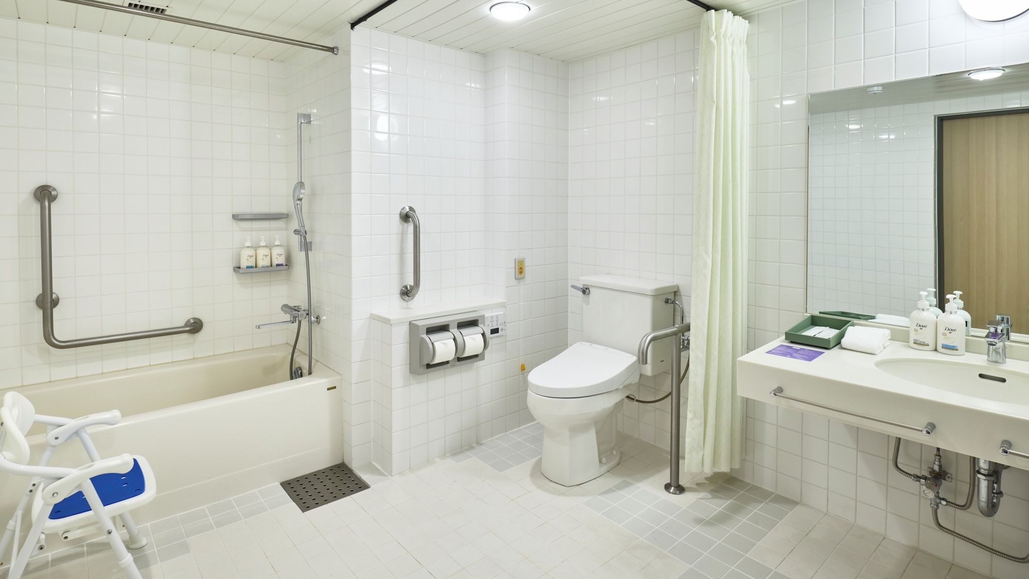プレミアムアクセシブルツインバスルーム
