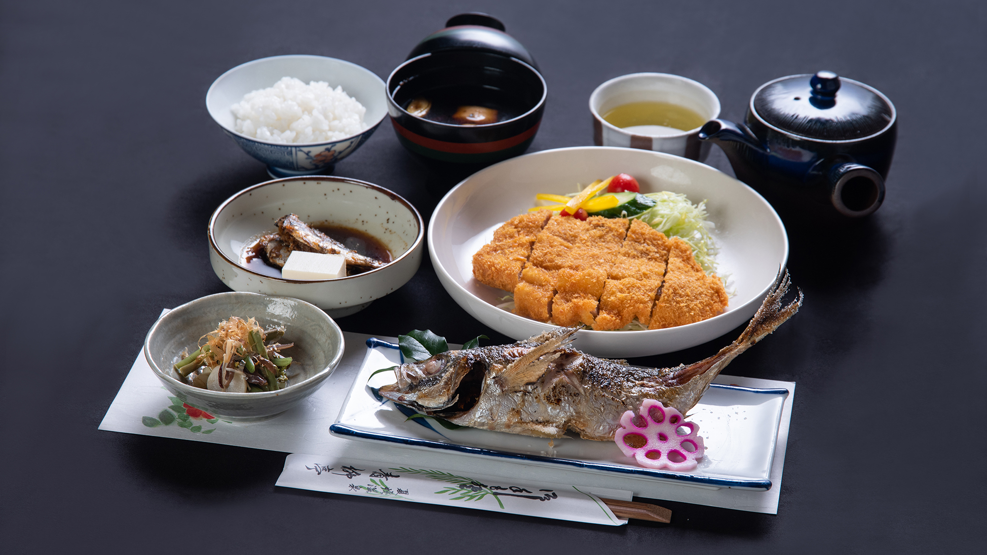 *【和定食一例】出張等で気軽に夕食を済ませたい方に人気です！