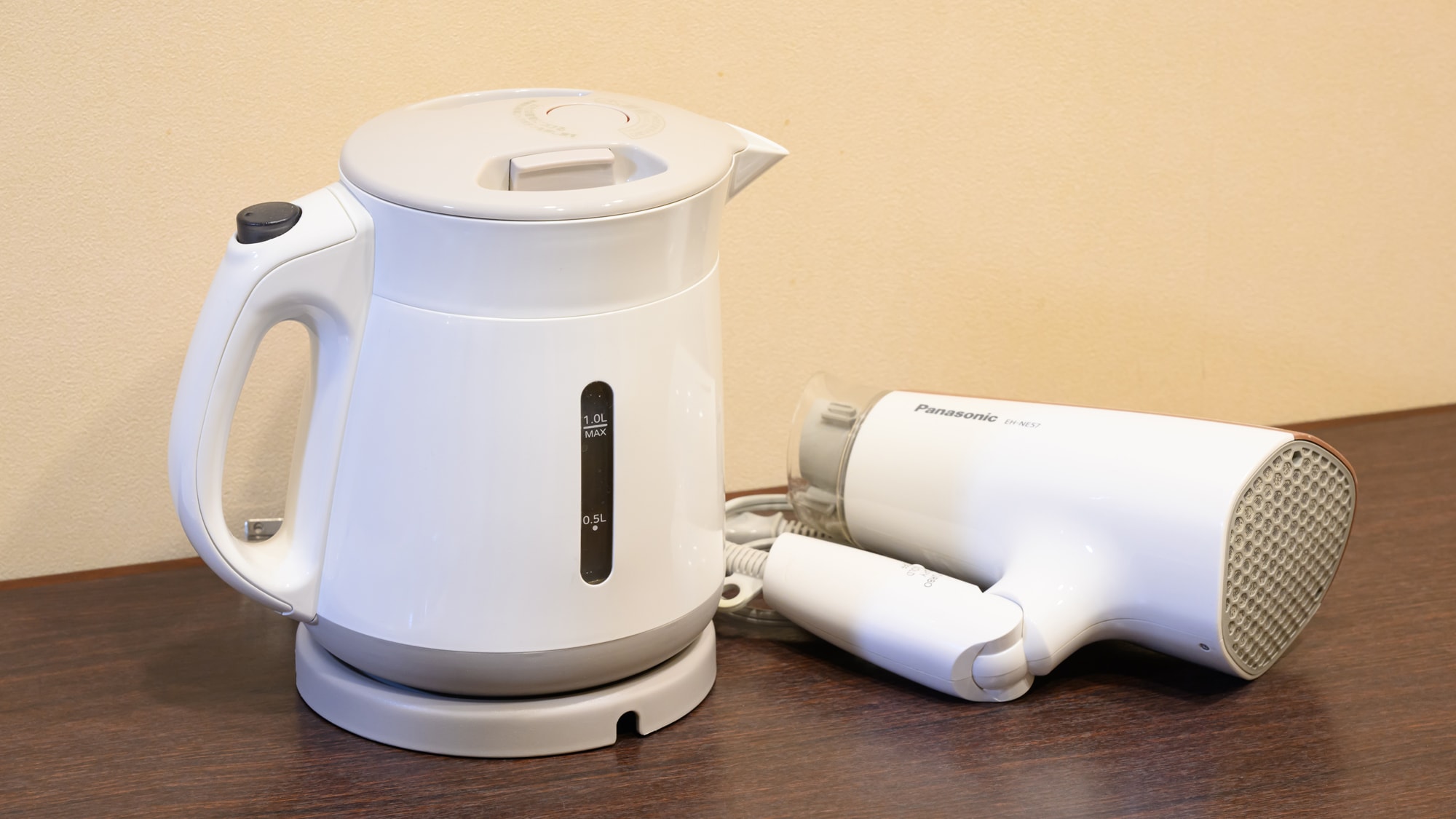 【設備・備品】湯沸かし器・ドライヤー