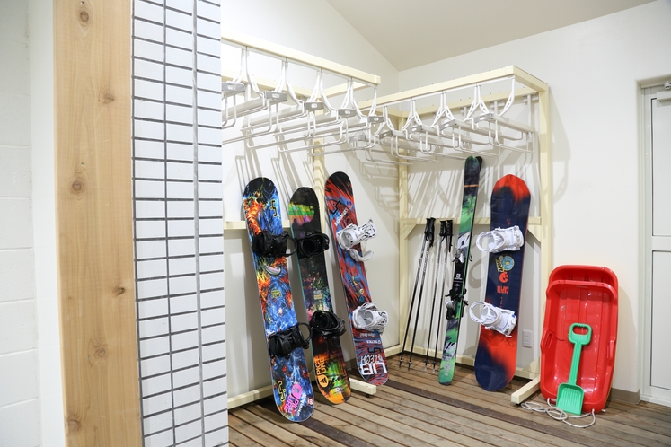 skiroom2