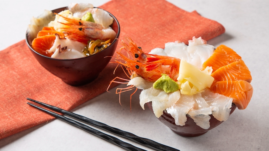 【青函市場・朝食一例】旬のお刺身を好きなだけ乗せて、贅沢な海鮮丼を。※漁の関係上変更の場合有