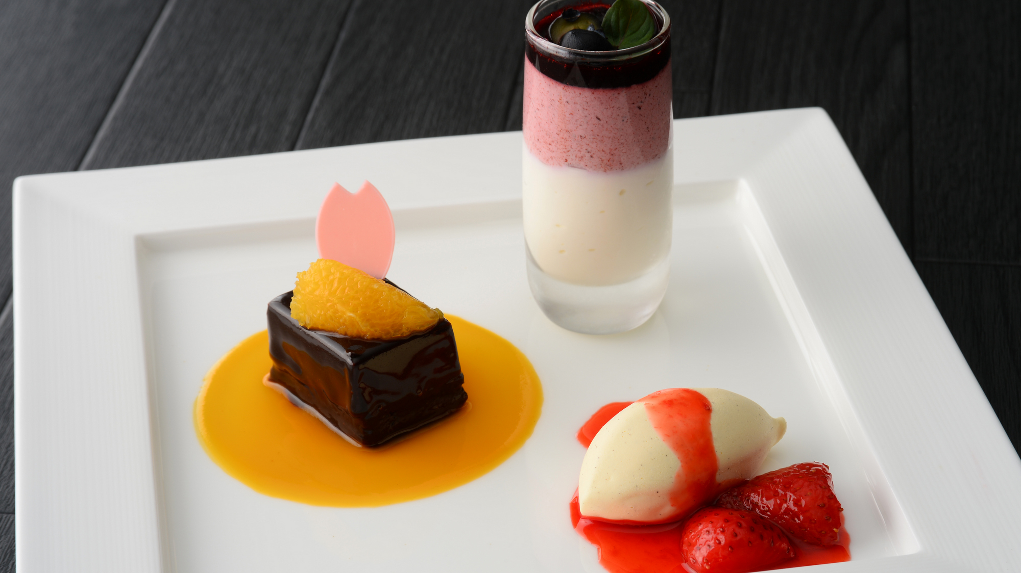 【BS2026春】デザート／創作スイーツのジョン・レノンが愛したジャファケーキ風チョコレートムースな