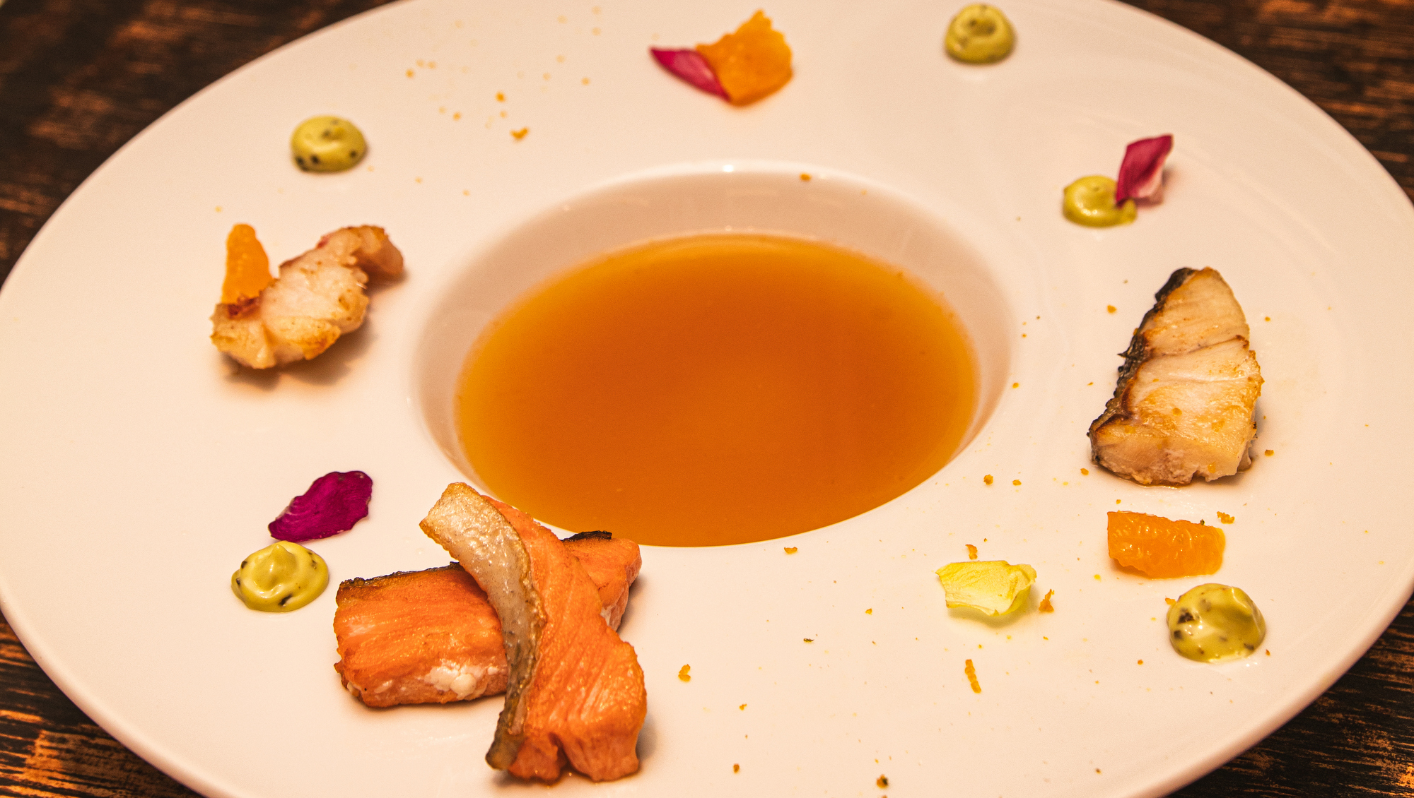 【銀座軒2026夏】魚料理／函館銀座軒特製「夏のブイヤベース」には函館真昆布の出汁を使用