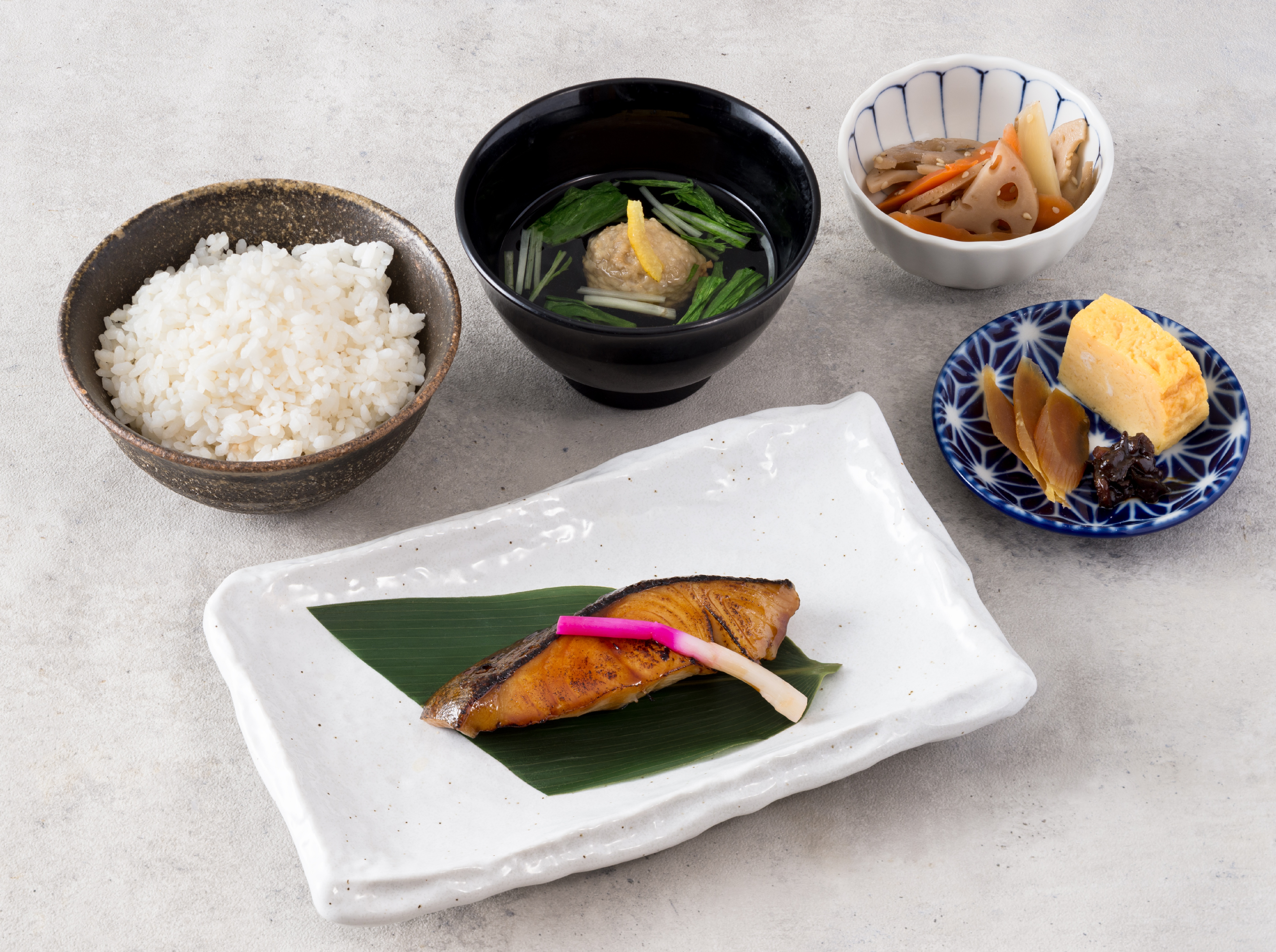 銀鱈照り焼き膳