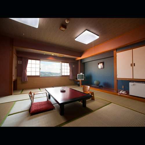 ห้องพักสไตล์ญี่ปุ่นที่ให้ความรู้สึกหรูหราแบบญี่ปุ่นในพื้นที่กว้างขวาง