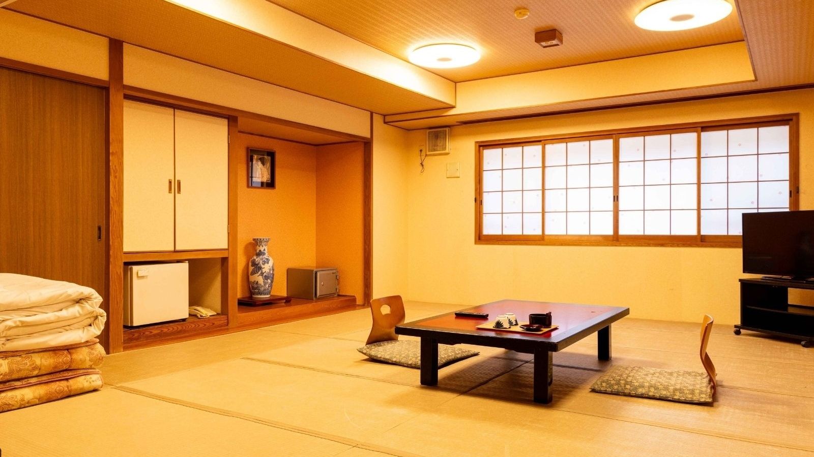 【広々・大人数】山側広々和室
