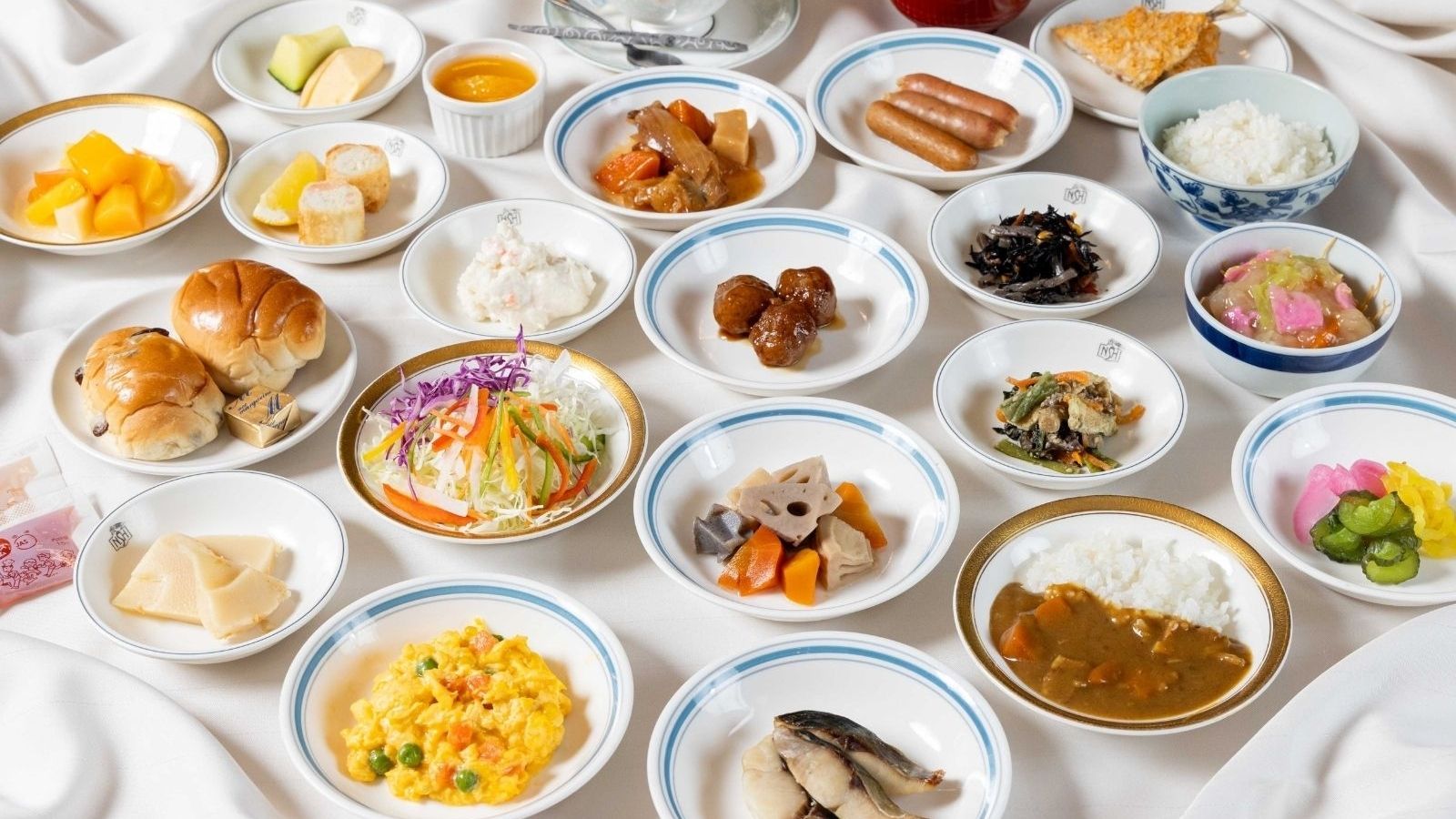 【朝食バイキング】 