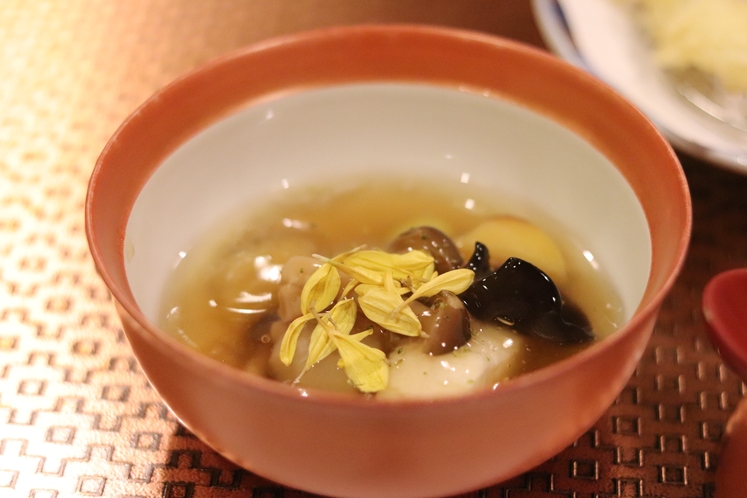 【割烹　東山】お子様夕食　御椀物