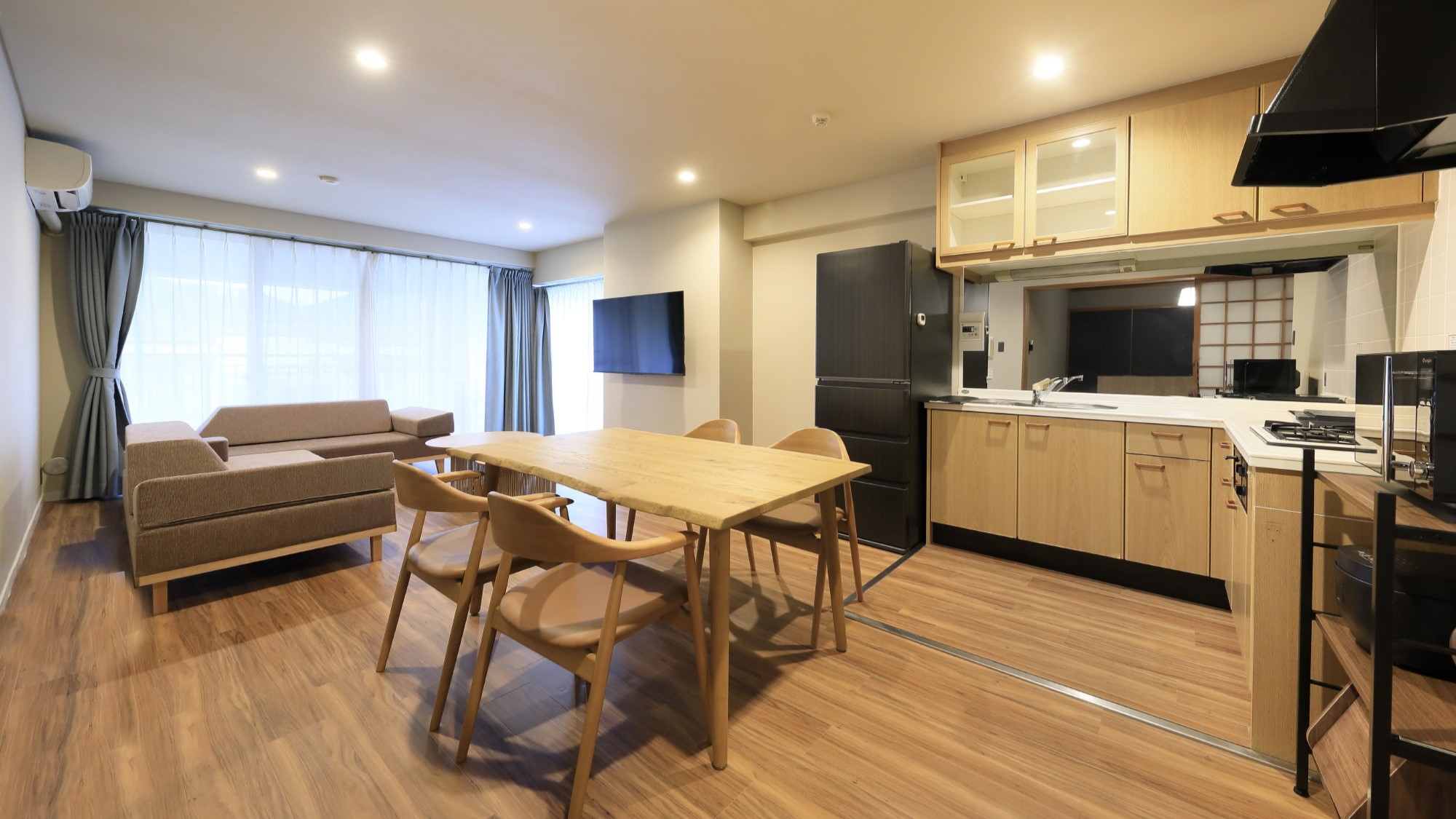 【スタンダードルーム】ゆったりくつろげる洋室空間を兼ね備えた、当館のスタンダードルーム