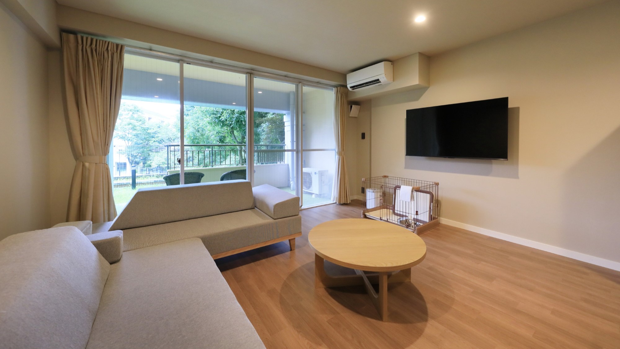 【プライベートガーデン付Dogルーム】屋外にご宿泊者様専用のガーデンを備えたお部屋です